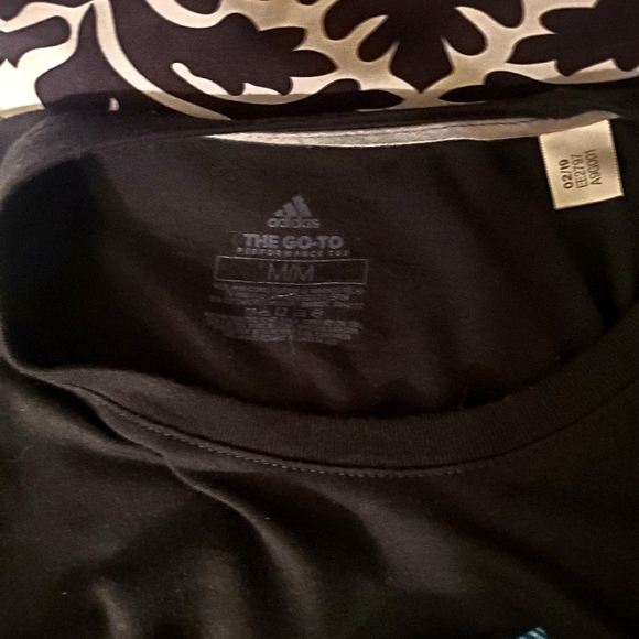 🖤 Adidas Go To Performance Tee Shirt. - Picture 7 of 9